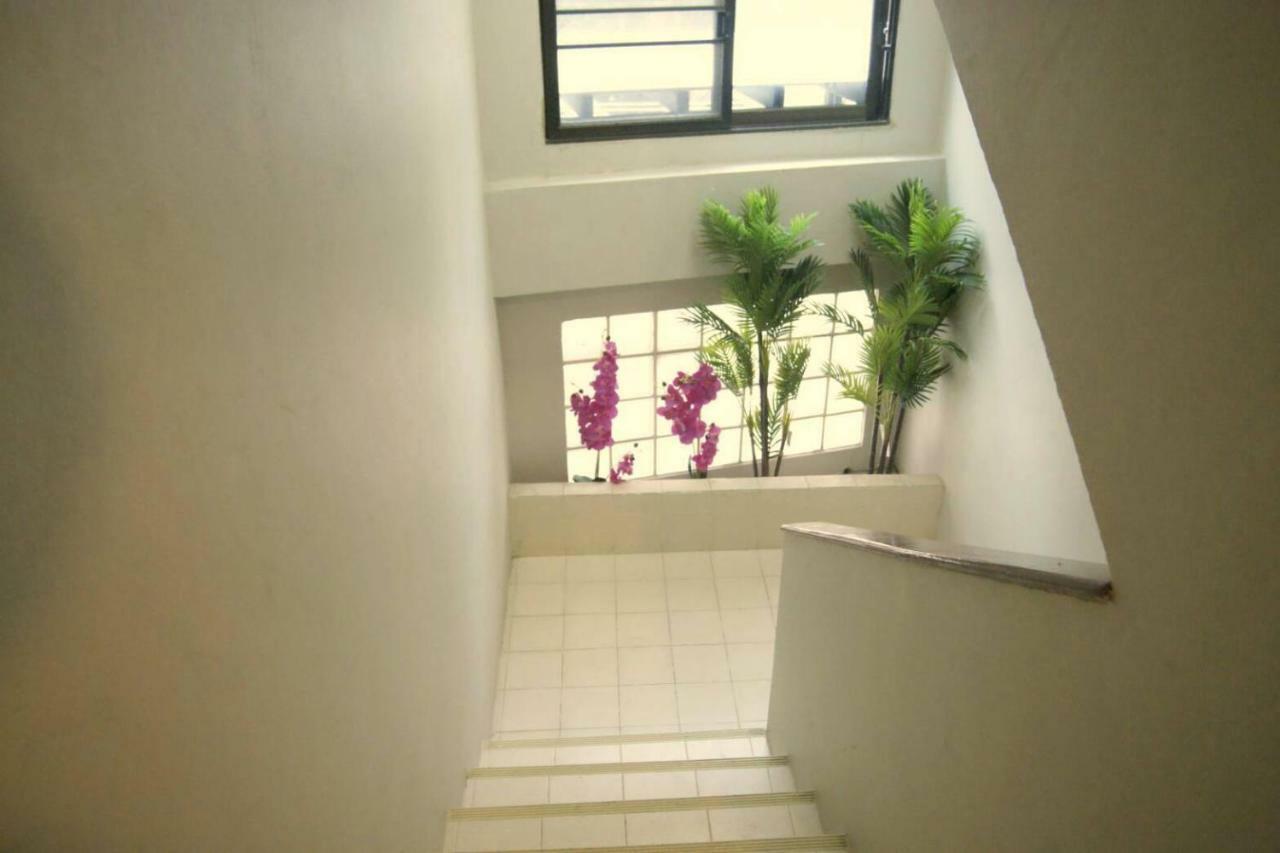 Enrico Hostel Patong ภายนอก รูปภาพ