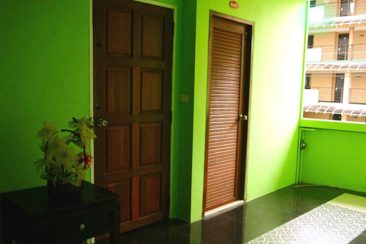 Enrico Hostel Patong ภายนอก รูปภาพ